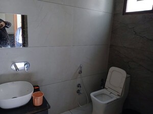 Bathroom in 2 BHK Independent House at Sector 33 – for Rent