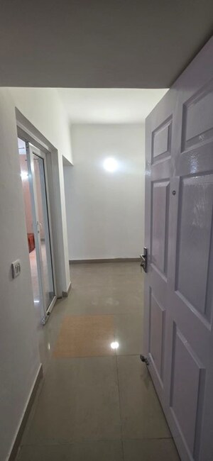 Room in 3 BHK Apartment at Ambala Highway – for Rent