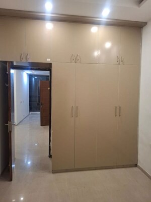 Room in 3 BHK Apartment at Ambala Highway – for Rent