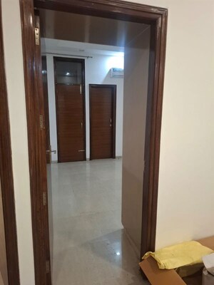 Room in 3 BHK Apartment at Ambala Highway – for Rent