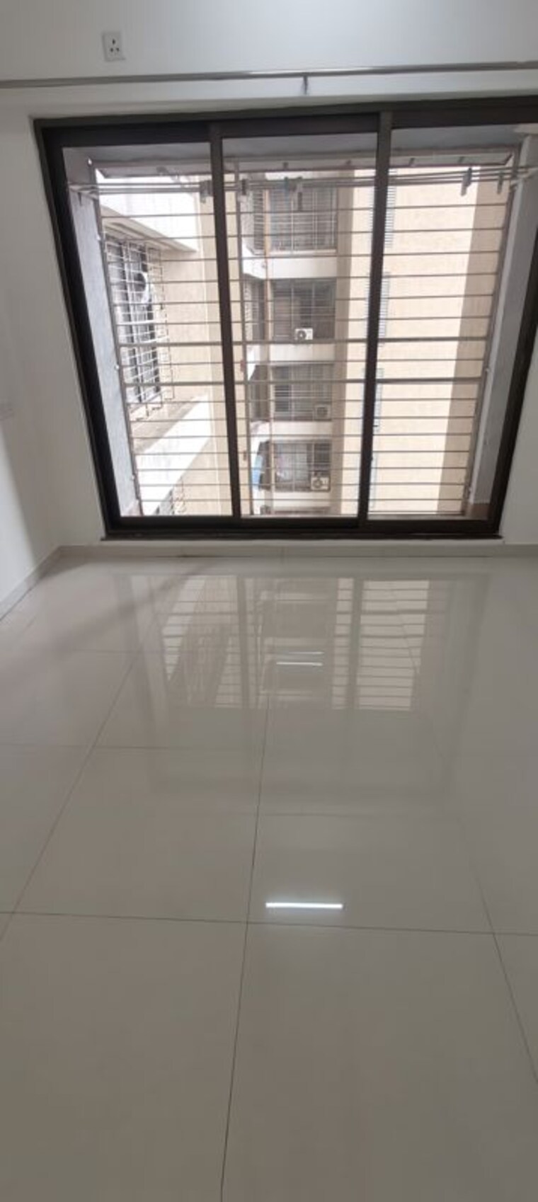 Room, acme-ozone-oakwood-and-ashwood 2 Bedroom 1000 Sq.Ft. Apartment In Manpada Thane 10746887