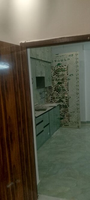 Room in 2.5 BHK Builder Floor at Spring Field, Sector 31 – for Sale