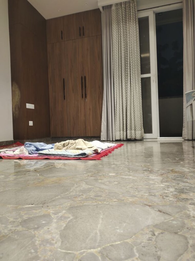 undefined, east of kailash 3 Bedroom 1800 Sq.Ft. Builder Floor In East Of Kailash Delhi 10746904