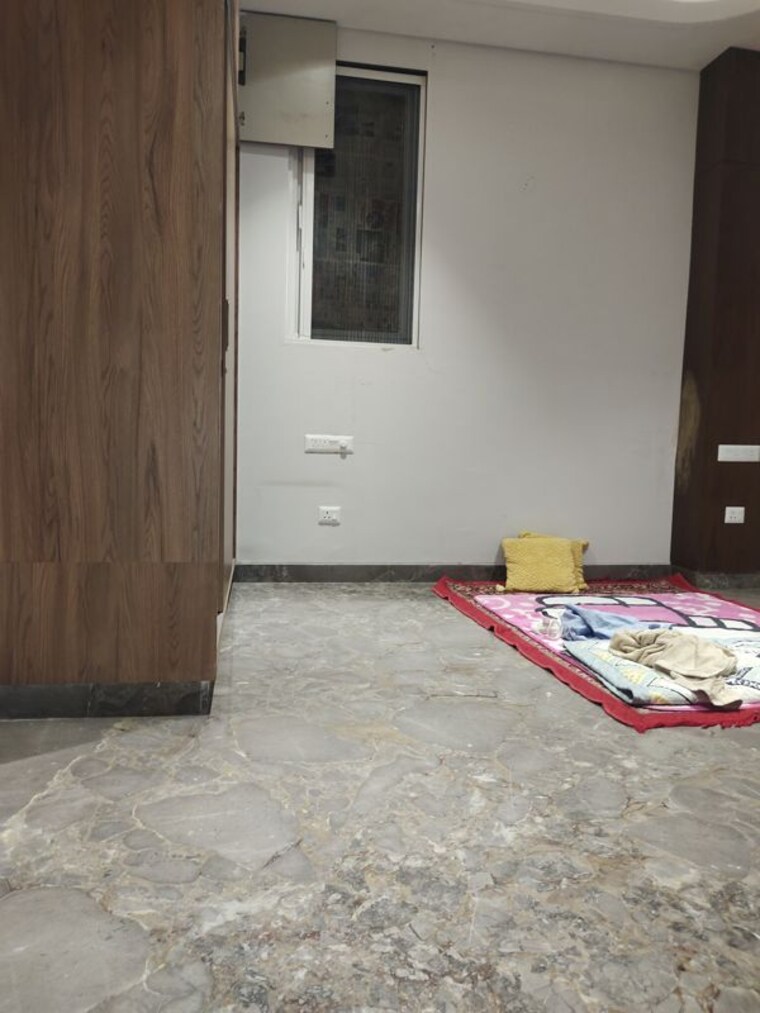 undefined, east of kailash 3 Bedroom 1800 Sq.Ft. Builder Floor In East Of Kailash Delhi 10746904