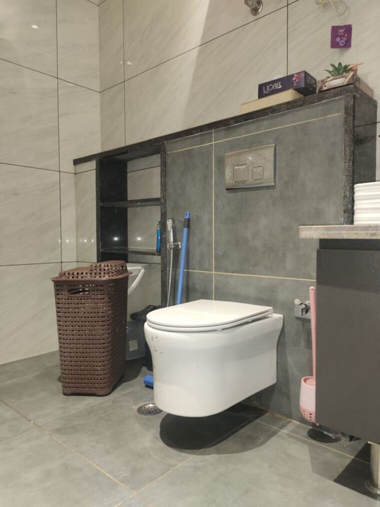 Living Room, east of kailash 3 Bedroom 1800 Sq.Ft. Builder Floor In East Of Kailash Delhi 10746904