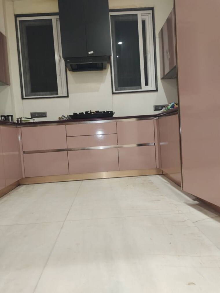 Bathroom, east of kailash 3 Bedroom 1800 Sq.Ft. Builder Floor In East Of Kailash Delhi 10746904