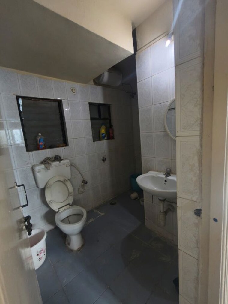Bathroom, brahma-aangan 2 Bedroom 1075 Sq.Ft. Apartment In Wanowrie Pune 10746900