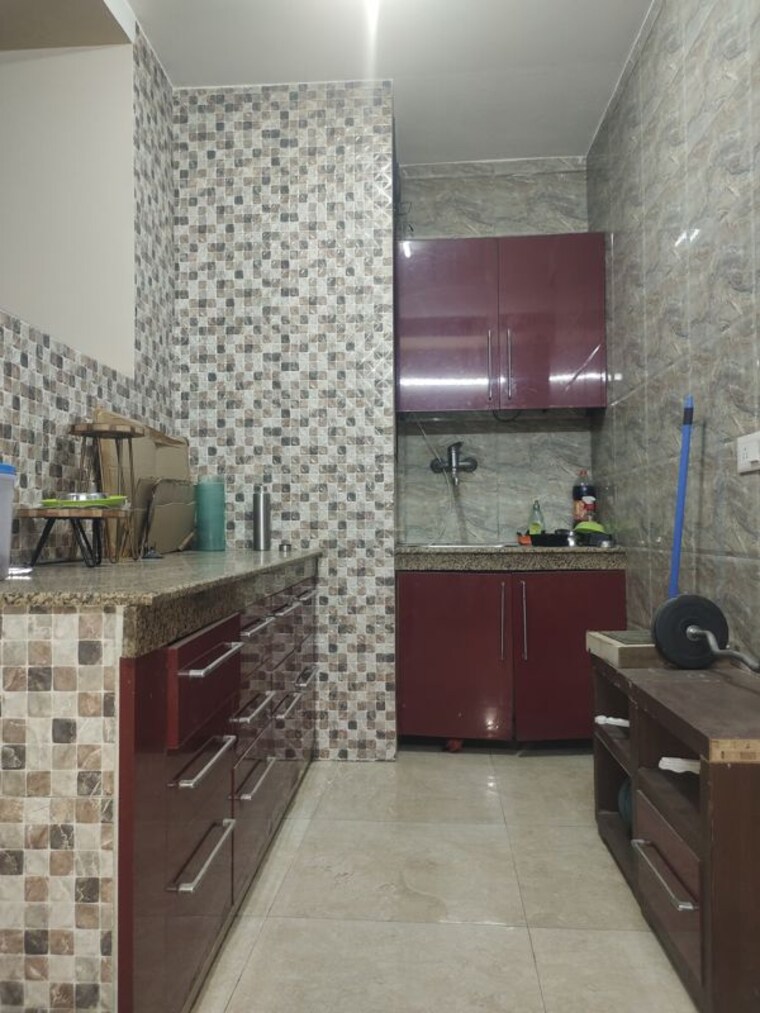 Kitchen, lajpat nagar 4 2 Bedroom 1000 Sq.Ft. Builder Floor In Lajpat Nagar 4 Delhi 10746916