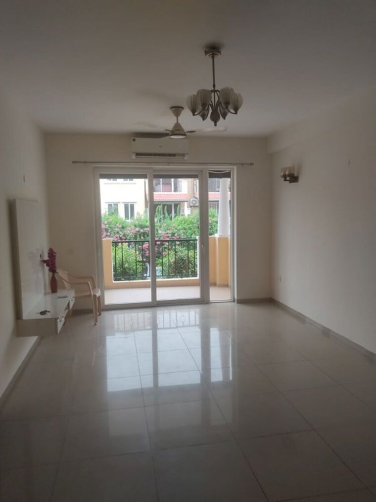 Room, emaar-mgf-emerald-hills 2 Bedroom 214 Sq.Yd. Builder Floor In Sector 65 Gurgaon 10746932