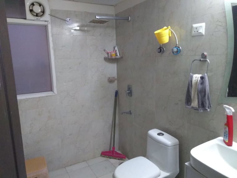 Attached Bathroom, sethi-max-royal 3 Bedroom 1440 Sq.Ft. Apartment In Sector 76 Noida 10673157