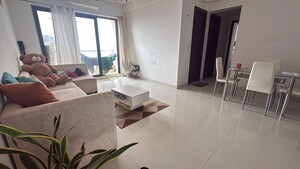 Team Area in 2 BHK Apartment at Ashish Swapnalok Towers, Goregaon East – for Rent