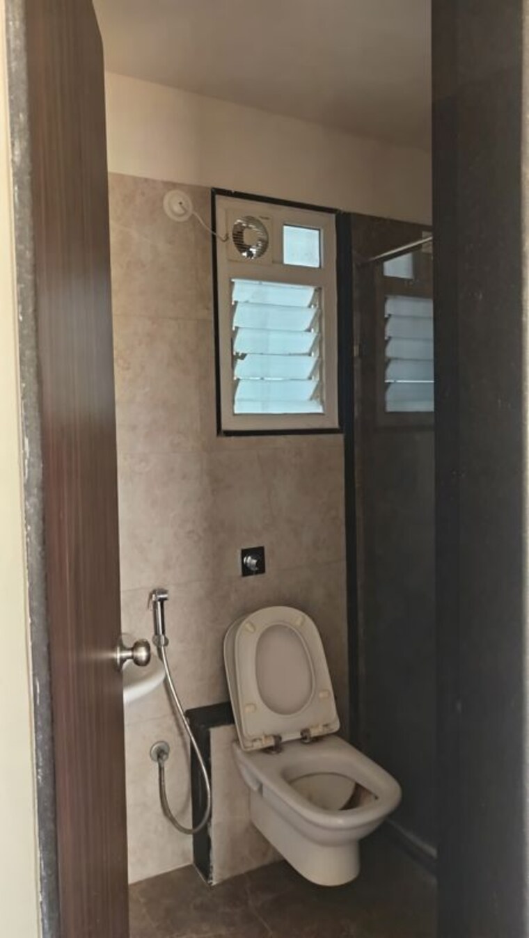 Bathroom, bhojwani-the-nook 2 Bedroom 1100 Sq.Ft. Apartment In Tathawade Pune 10746957
