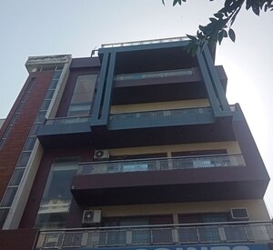 2 BHK Independent House For Rent in Sector 104