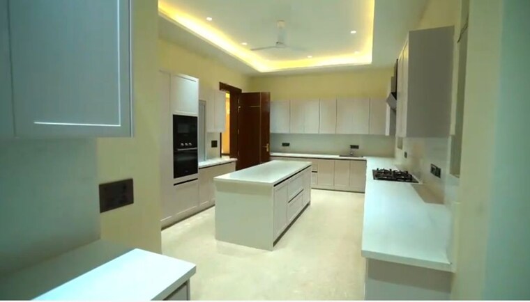 Kitchen, defence colony 4 Bedroom 400 Sq.Yd. Independent House In Defence Colony Delhi 10746963
