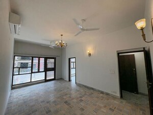 Room in 3 BHK Builder Floor at Greater Kailash – for Rent