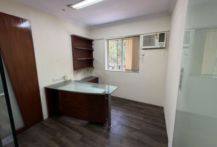 Team Area, metro-avenue-andheri-east Commercial Office Space 789 Sq.Ft. In Andheri East Mumbai 10747063