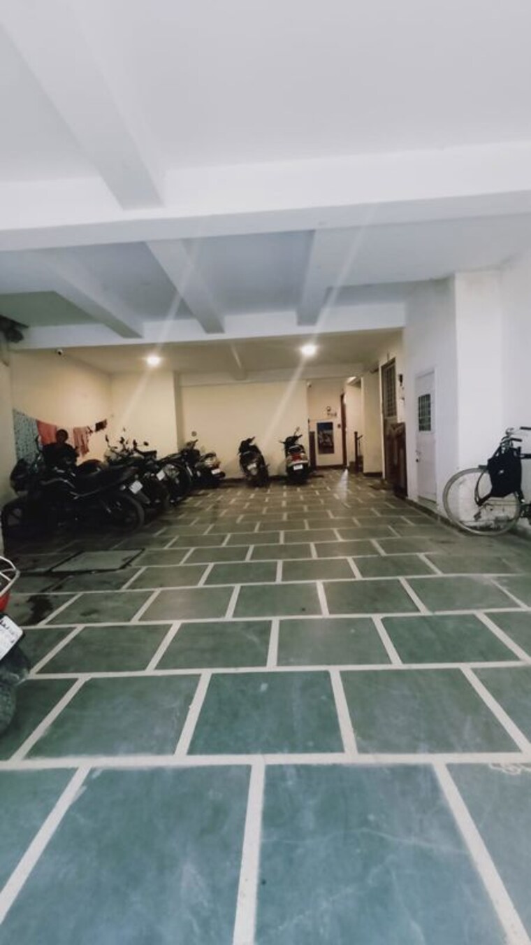  Parking, saket 1 Bedroom 510 Sq.Ft. Builder Floor In Saket Delhi 10747098