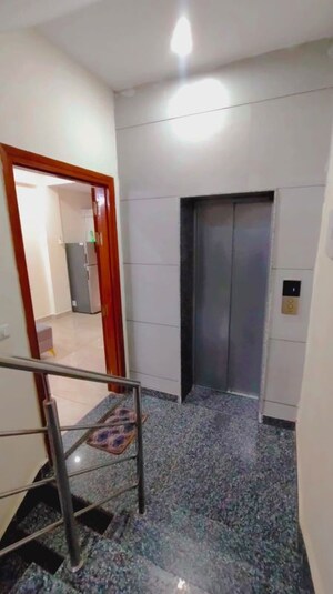 Room in 2 BHK Builder Floor at Sector 47 – for Rent