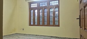 Room in 3 BHK Independent House at Vishal Khand – for Rent