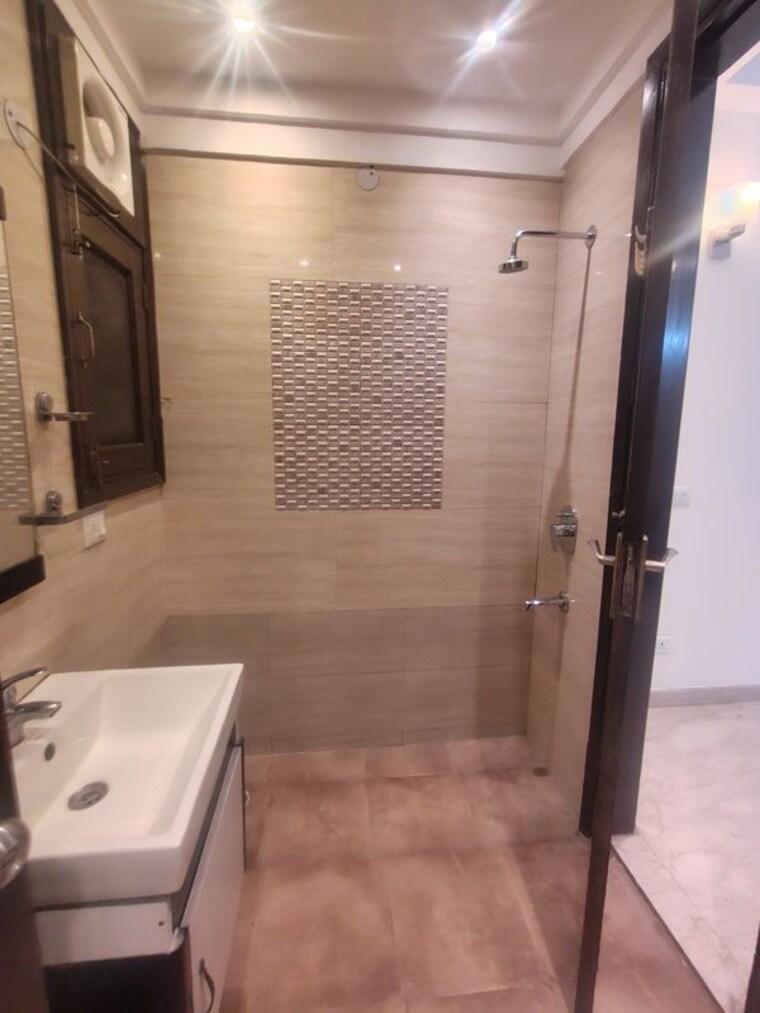 Kitchen, malviya nagar 3 Bedroom 1900 Sq.Ft. Builder Floor In Malviya Nagar Delhi 10747141