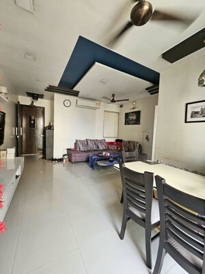 Team Area in 2 BHK Apartment at Sheth Vasant Lawns, Laxmi Nagar – for Rent
