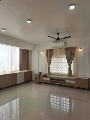 Living Room in 3 BHK Apartment at Sanjay Nagar – for Rent