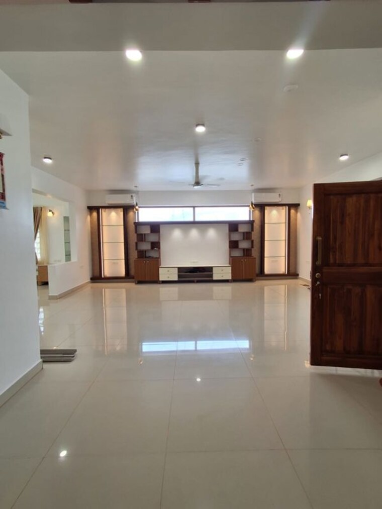 Kitchen, sanjay nagar 3 Bedroom 3000 Sq.Ft. Apartment In Sanjay Nagar Bangalore 10747149