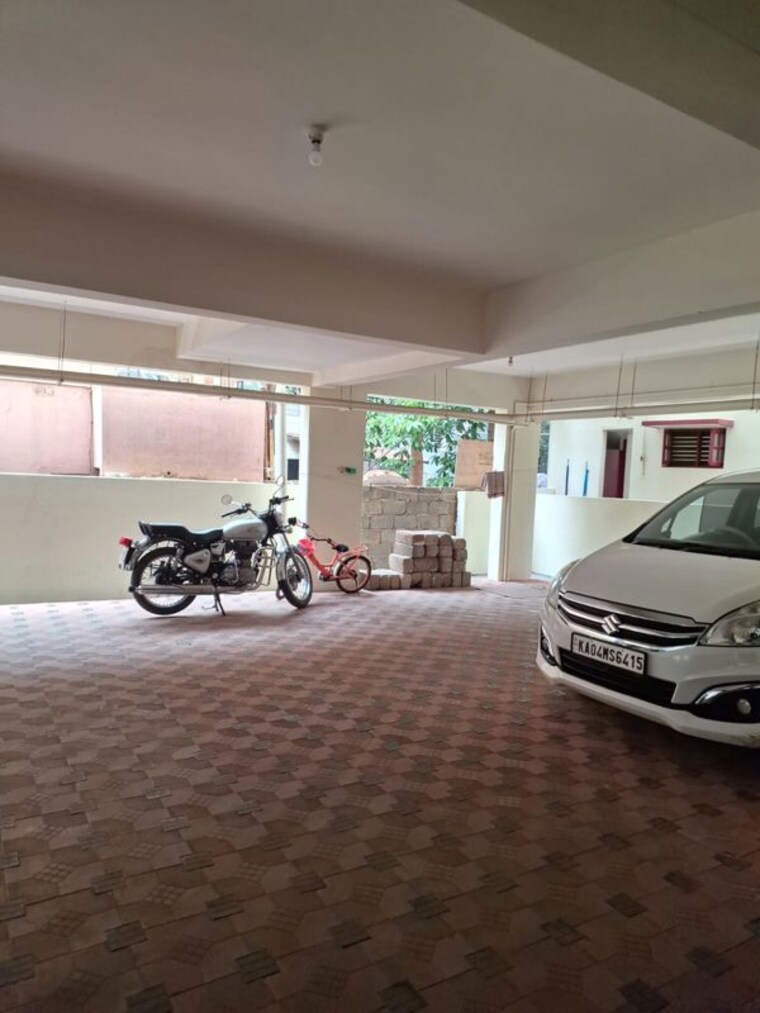  Parking, sanjay nagar 3 Bedroom 3000 Sq.Ft. Apartment In Sanjay Nagar Bangalore 10747149