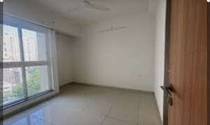 Room in 2 BHK Apartment at Dosti Imperia Phase II, Ghodbunder Road – for Sale