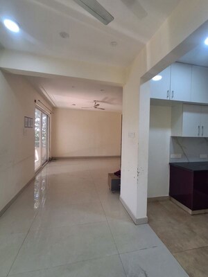 Room in 3 BHK Apartment at Hmt Layout – for Rent