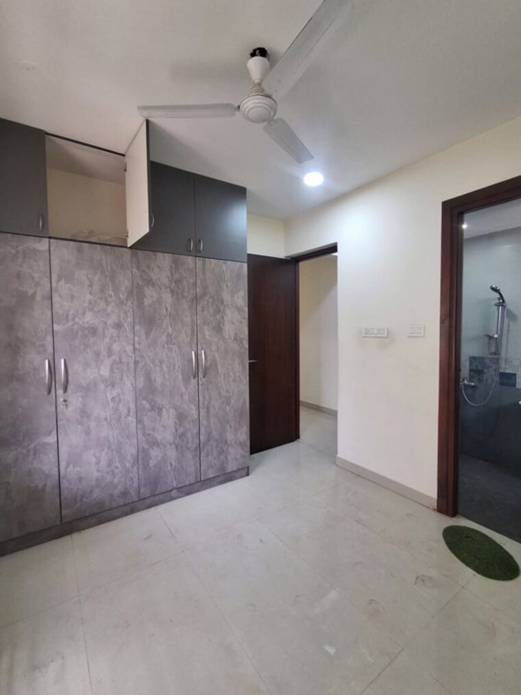 Room, hmt layout 3 Bedroom 1500 Sq.Ft. Apartment In Hmt Layout Bangalore 10747197