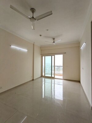 Room in 3 BHK Apartment at Capital Athena, Sector 1 Greater Noida – for Sale