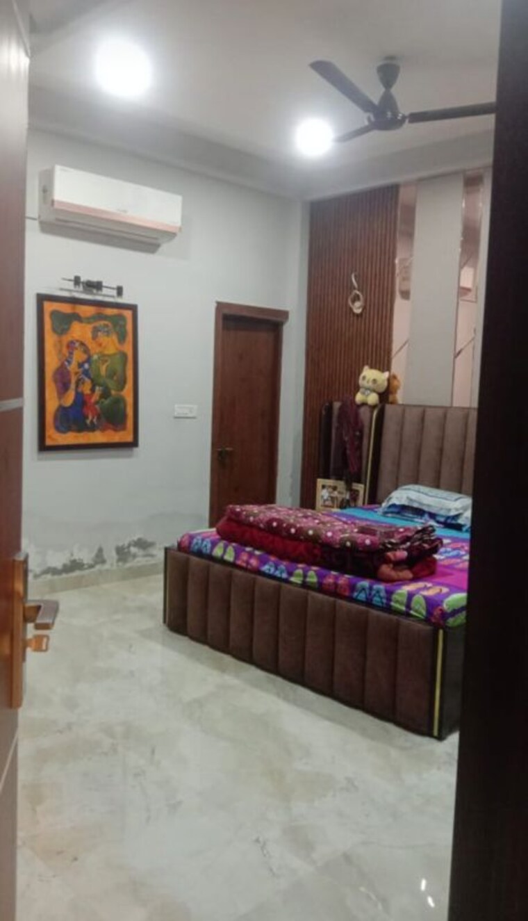 Bedroom, avantika colony 3 Bedroom 240 Sq.Yd. Builder Floor In Avantika Colony Ghaziabad 10747249
