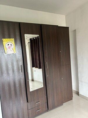 Room in 2 BHK Apartment at Shubharambh Complex, Manpada – for Rent