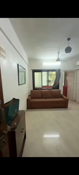 1 BHK Apartment For Rent in Andheri CHS, Andheri West