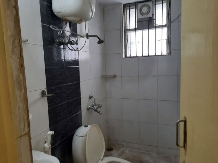 Bathroom, gayathri-residency-manikonda 3 Bedroom 1700 Sq.Ft. Apartment In Manikonda Hyderabad 10747275
