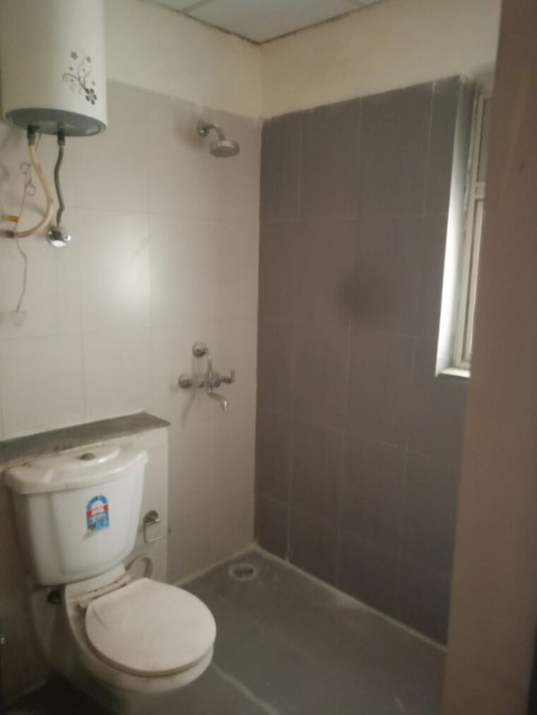 Bathroom, awho-shanti-vihar 4 Bedroom 2150 Sq.Ft. Apartment In Sector 95 Gurgaon 10747293