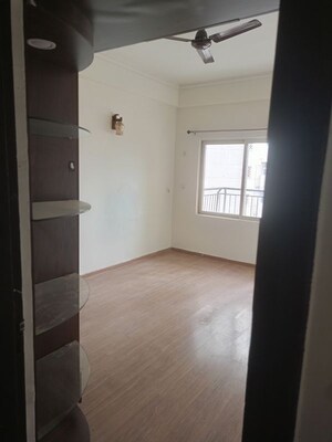 Room in 4 BHK Apartment at AWHO Shanti Vihar, Sector 95 – for Rent