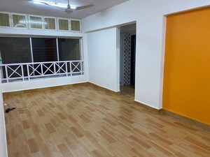 Room in 2 BHK Apartment at Eden Woods complex, Manpada – for Rent