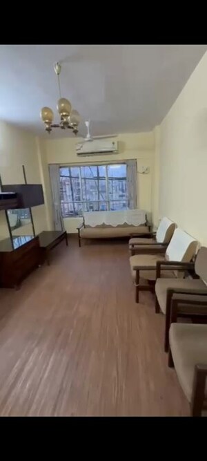 1 BHK Apartment For Rent in Andheri CHS, Andheri West