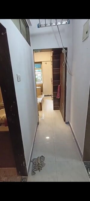 1 BHK Apartment For Rent in Andheri CHS, Andheri West