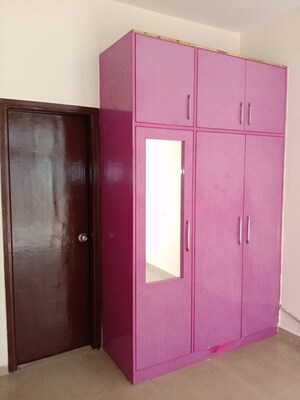 Room in 3 BHK Apartment at Mahagun My Woods, Sector 16c Greater Noida – for Rent