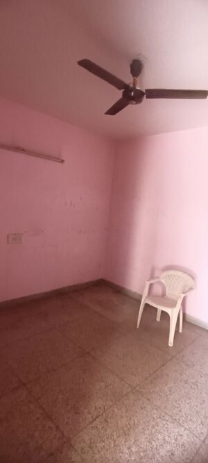 Room in 2 BHK Independent House at Sector 16 – for Rent