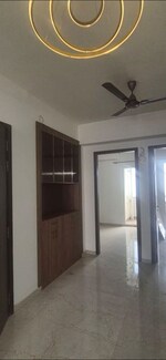 2.5 BHK +  1186 Sq.Ft. Builder Floor in Smart World Orchard