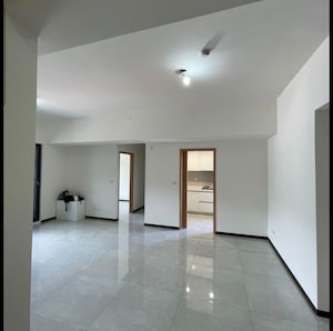 Room in 3 BHK Apartment at Piramal Vaikunth, Balkum Pada – for Sale