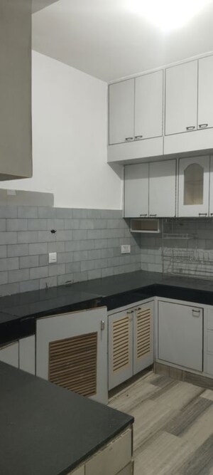 3 BHK Apartment For Rent in Sarita Vihar