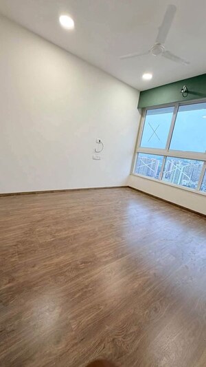 Room in 2 BHK Apartment at Group Satellite Elegance, Goregaon East – for Rent
