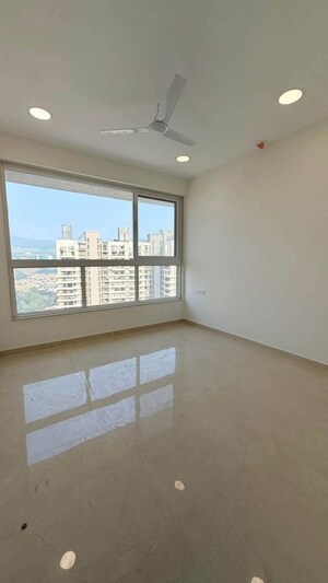 Room in 2 BHK Apartment at Group Satellite Elegance, Goregaon East – for Rent