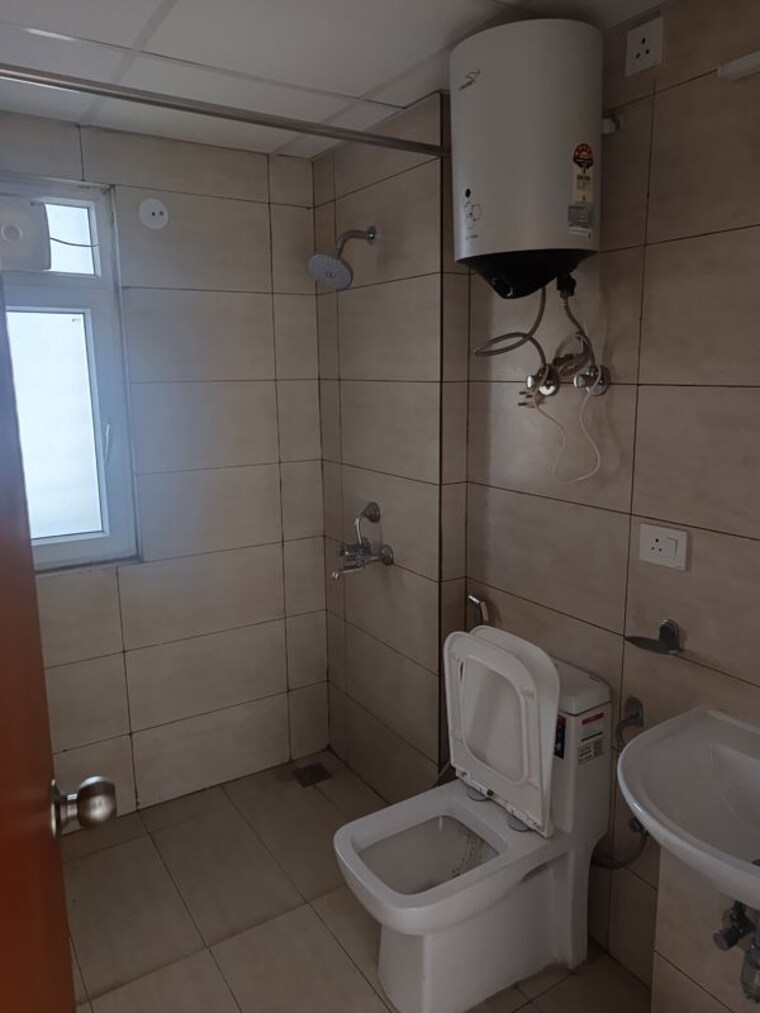 Bathroom, tata-eureka-park 3 Bedroom 1575 Sq.Ft. Apartment In Sector 150 Noida 10747477