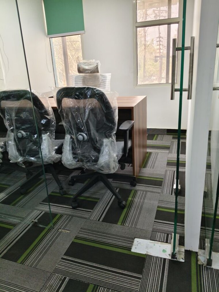 Gym, sector 3 Commercial Office Space 2500 Sq.Ft. In Sector 3 Noida 10747487